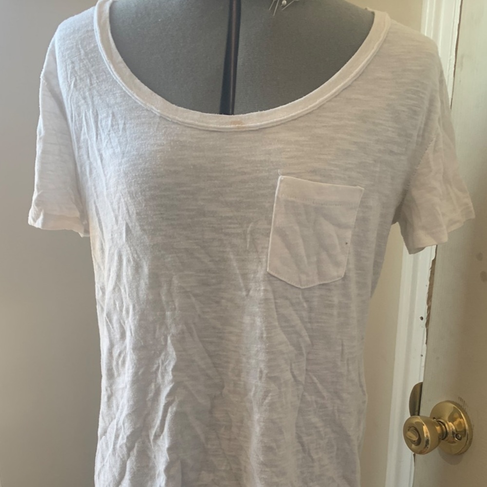 Short sleeve tee shirt